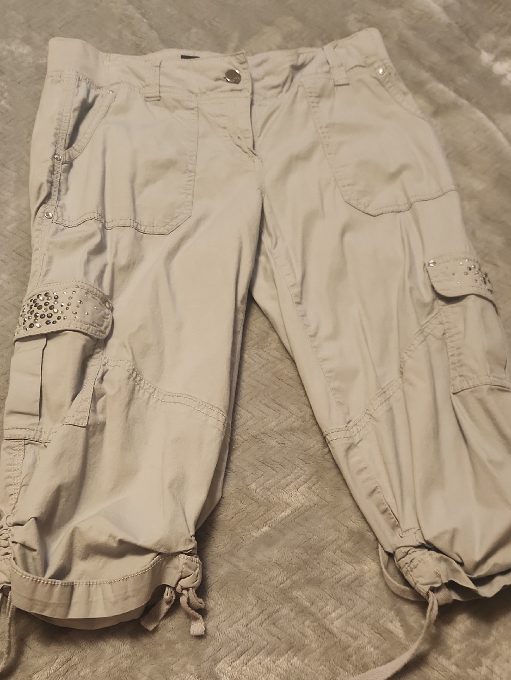 Style & Co. Petite Light Gray Capris